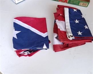 US and Confederate Flag