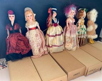 dolls usa around the world