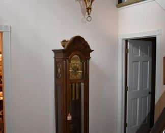 Beautiful Pearl grandfather clock in great working order