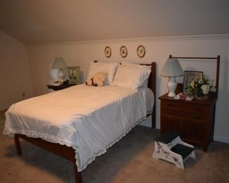 Country classic bedroom set! This is gorgeous and would look great here in town or in your mountain home.
