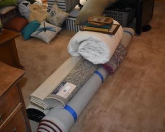 several great, well taken care of rugs - new pictures to come
