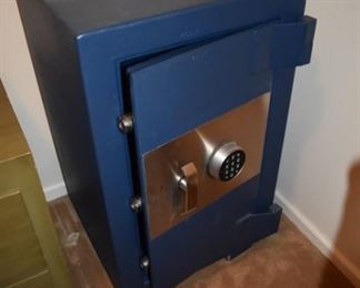 Three foot tall safe with digital lock - VERY HEAVY! You must move! $200 firm - no additional discounts.