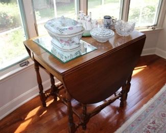 Cherry Drop Leaf Table