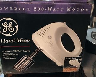 GE Hand Mixwer 200 watt
