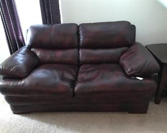 Flex Steel Leather Loveseat