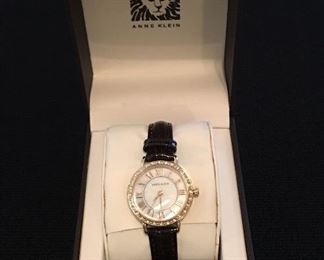 Anne Klein Ladies Wristwatch / Watch 