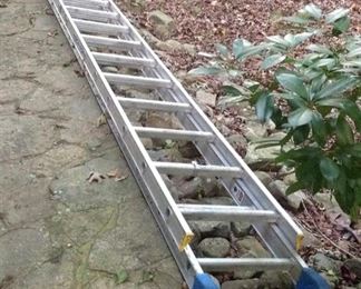 28 ft long Extension Ladder