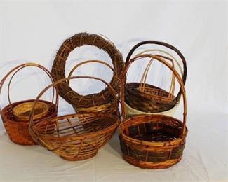 8 Baskets and one Wreath