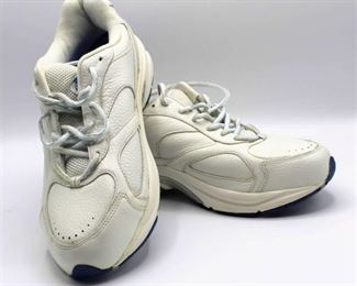 Dr. Comfort Spirit Plus Walking Shoes (10.5 W)