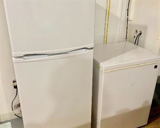 Freezer/refrigerator and freezer