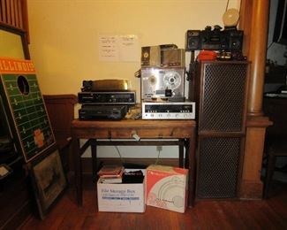 Nice table w/slate top, 4 Sansui speakers