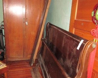 Wardrobe, Sleigh Bed