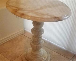 Vintage white marble occasion a table Italian variagated white marble round top table with turned marble base