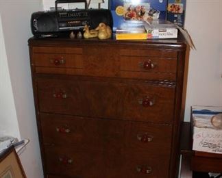 Vintage Kroehler art deco dresser