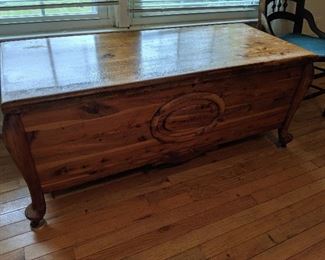Lane cedar chest
