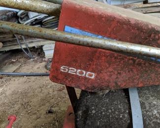 Gravely 5200