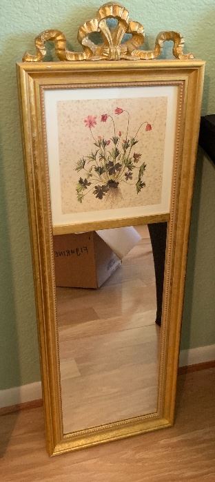 Vintage Flower Mirror