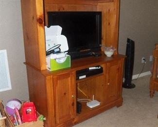 TV/ COMPUTER CABINET