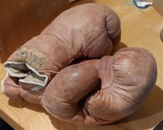 Goldsmith boxing gloves