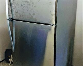 Stainless steel refrigerator 