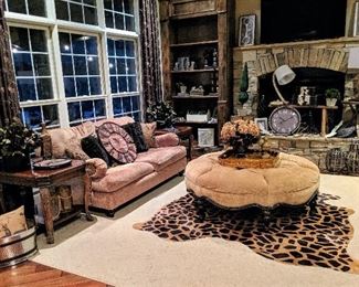 living room furniture 