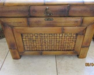 Table top chest