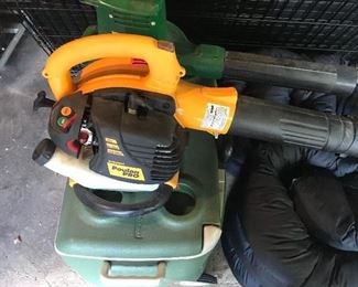 Poulan leaf blower