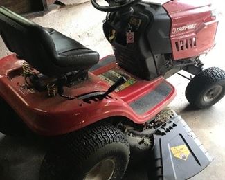 Troy-Bilt riding mower (in great mechanical condition)
