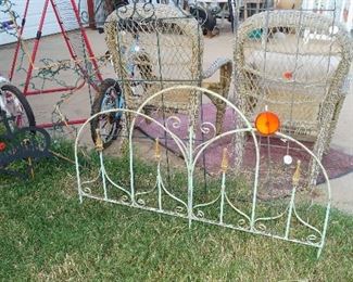 yard art,