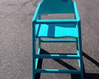 HIGH CHAIR