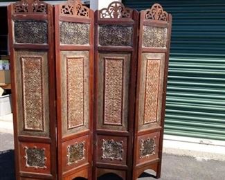 ROOM DIVIDER SCREEN