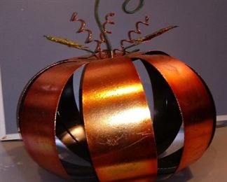 METAL PUMPKIN