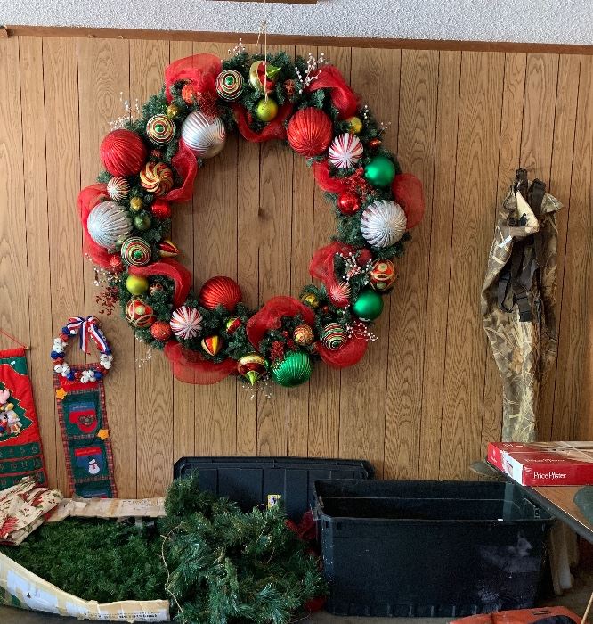 Very Large & Beautiful 5' Christmas Wreath