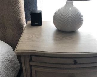 bose mini speakers -part of set