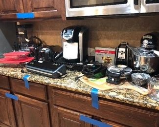 kitchen aid mixer w/ attachments- Keurig w/ storage stand ,ninja professional system , pyrex -++more