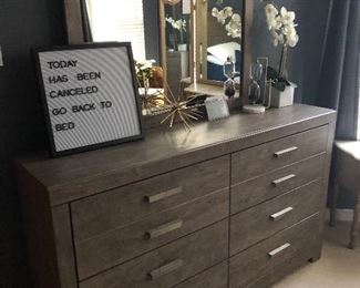 dresser/mirror still has tags inside - goes w/ bed and night stand