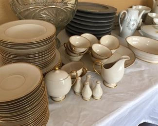 Franciscan gold rimmed set