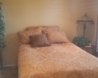 Bob O Pedic Power Full Power Bed Full Size, All bedding and decor
