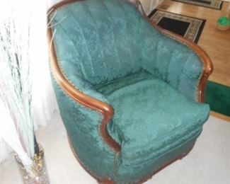 Matching arm chair , also in beautiful condition 