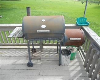 Charcoal grill with  BBQ smoker 
