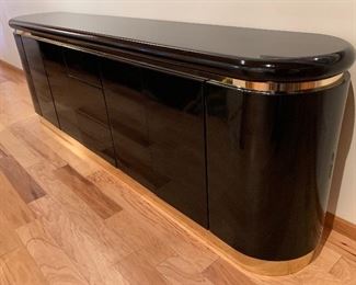Black Lacquer & Gold Sideboard/Buffet	36x109x20in	HxWxD
