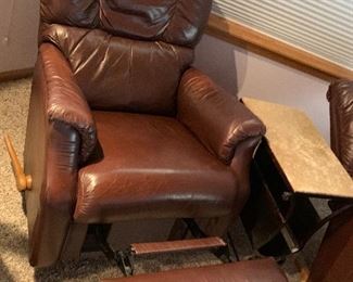 La-Z-Boy Leather Like?? Recliner 	 	
La-Z-Boy Leather Like?? Recliner #2