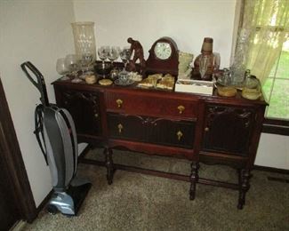 1940's buffet and household items