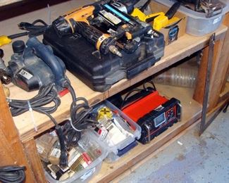 Power hand tools, power drills, hand sander, Battery charger, Bosch, Bostitch, Black Decker, staple gun