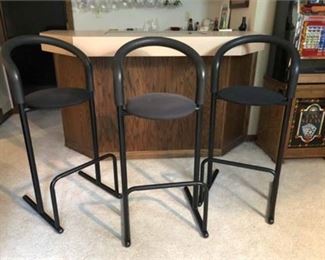 Lot 005 
Amisco Bar Stools