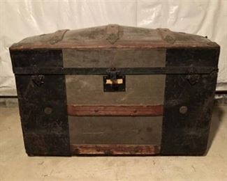 Lot 028-F 
Vintage Steamer Trunk