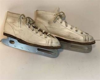 Lot 104 
Vintage Children's Ice Skates