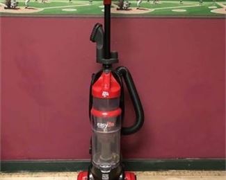 Lot 115 
Dirt Devil Vacuum