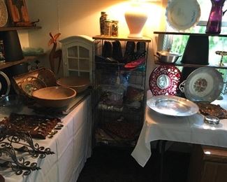 Vintage Metal Display & Curio Cabinet