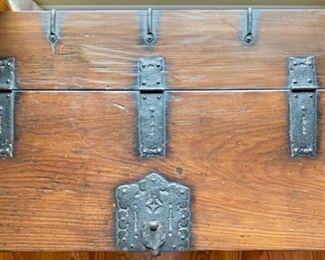 40. Korean Lacquered Storage Chest (Tonsu) w/ Carved Gilt Calligraphy 1st quarter 20C